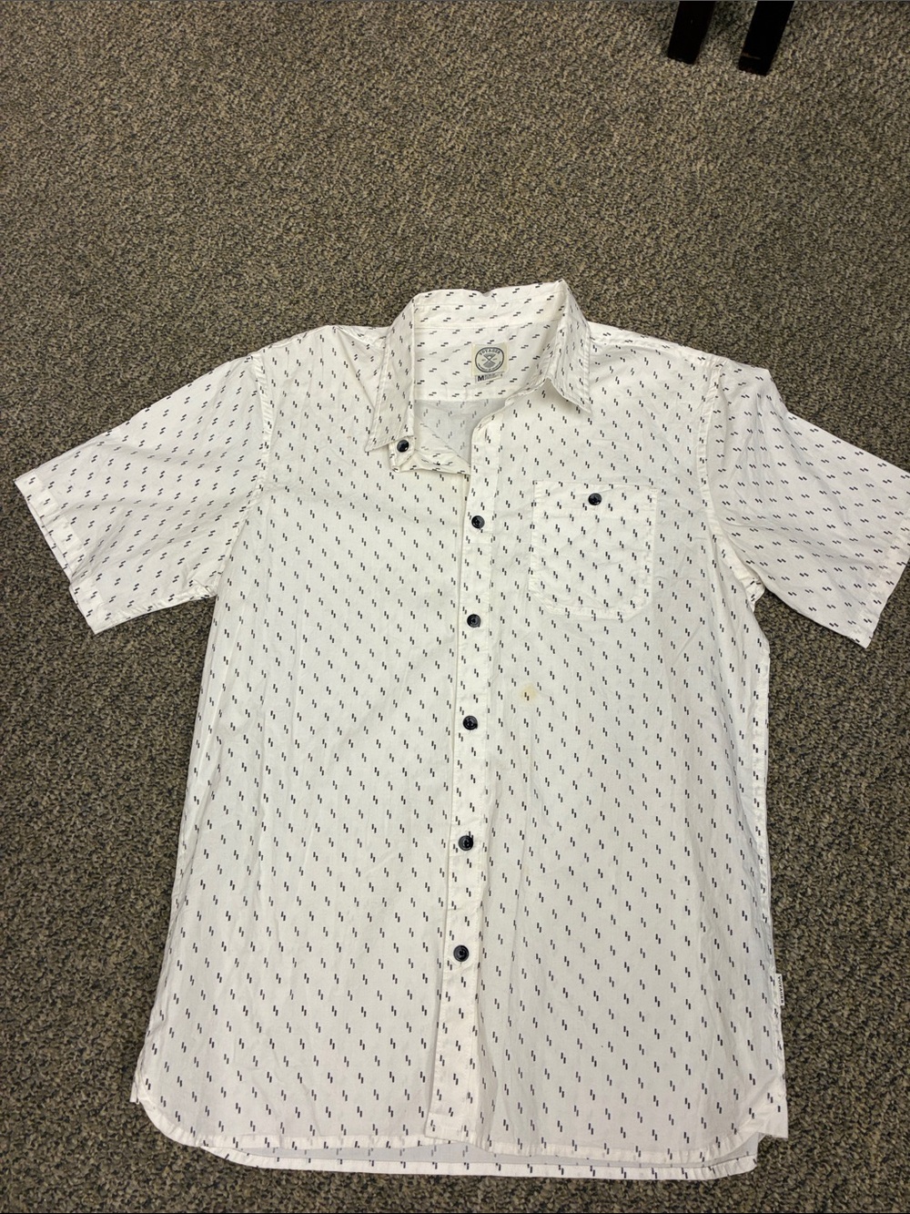 Voyager Men's White Short-Sleeve Button-Down Shirt with Navy Micro-Print